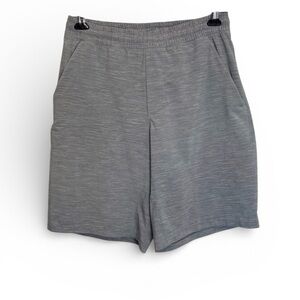 Lululemon Grey Pace Breaker Short 9" *Liner Size S